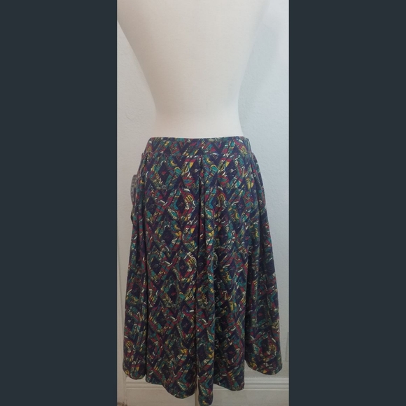 Lularoe Madison Pleated Skater Skirt Sz 2XL - Picture 3 of 7